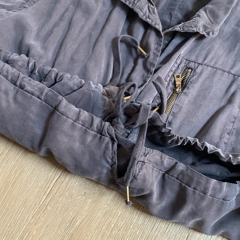Jacket - Picture 2 of 3